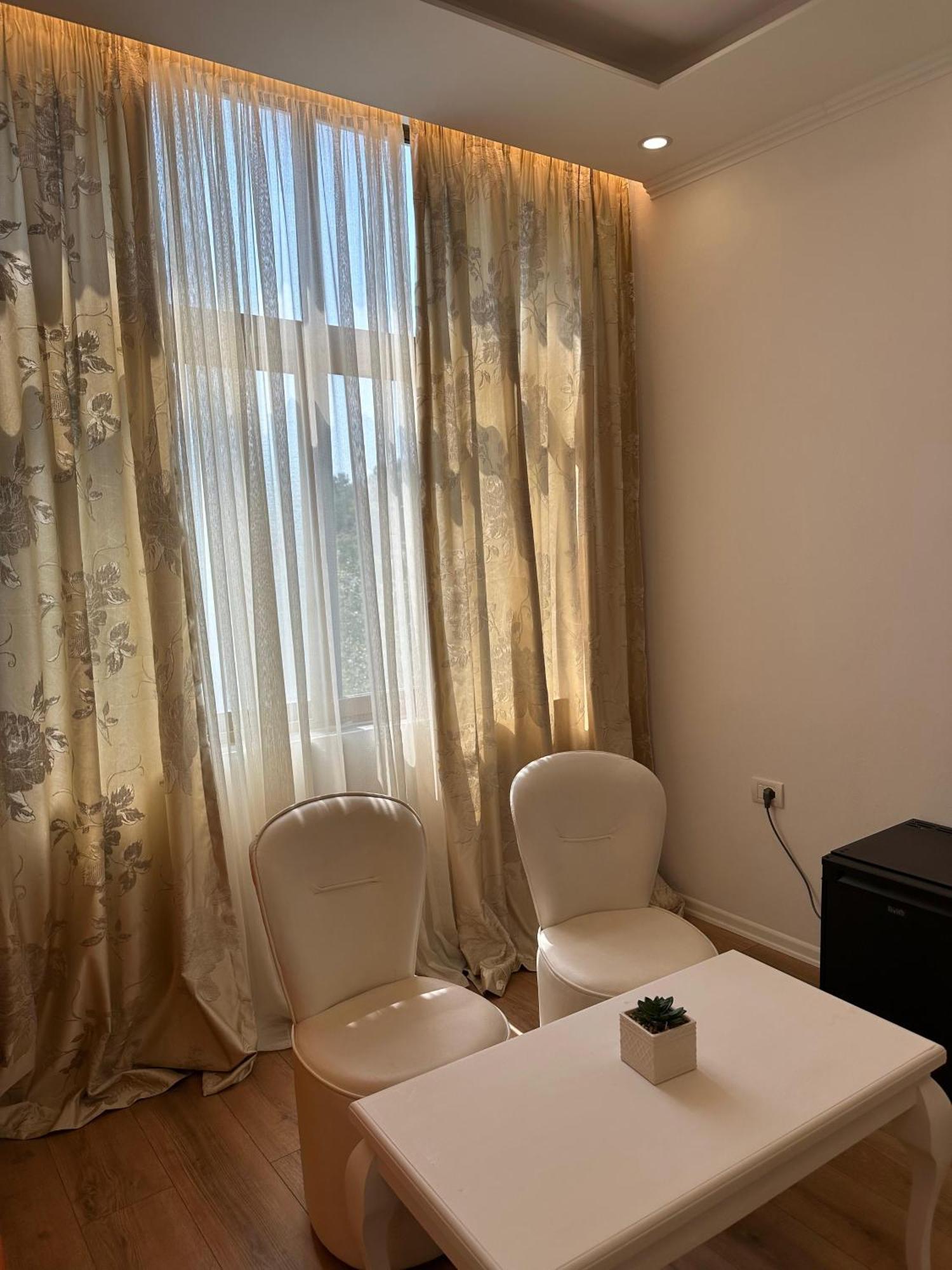 Hotel Arberia تيرانا المظهر الخارجي الصورة