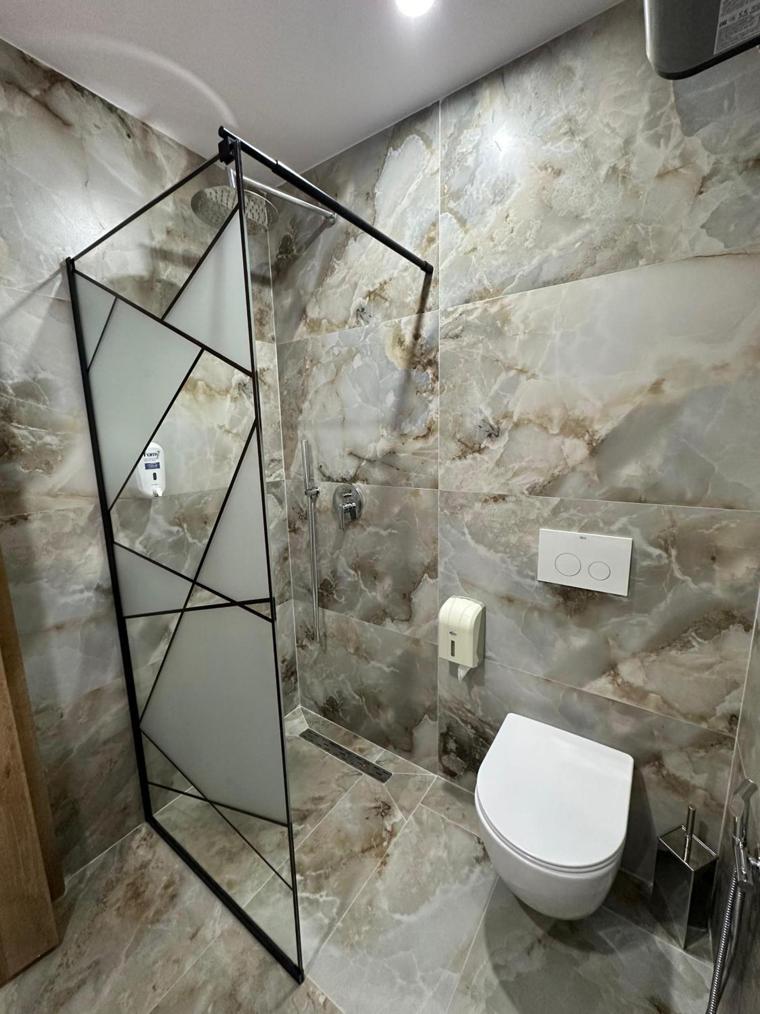 Hotel Arberia تيرانا المظهر الخارجي الصورة