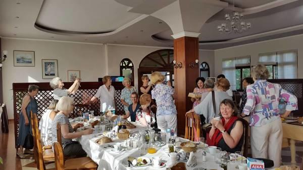 Hotel Arberia تيرانا المظهر الخارجي الصورة